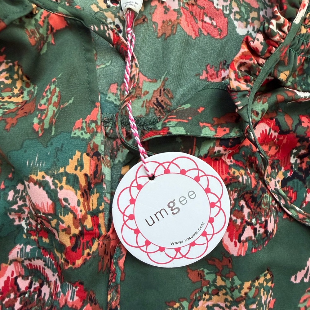 Umgee Floral Green Women's Top - Picture 4 of 5